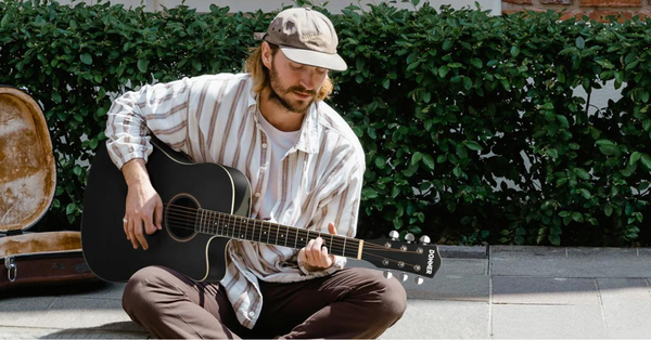 Questa famosa chitarra nera Donner è tornata!